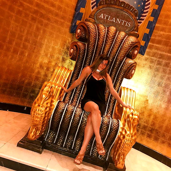 nicolevitalee instagram image archive image