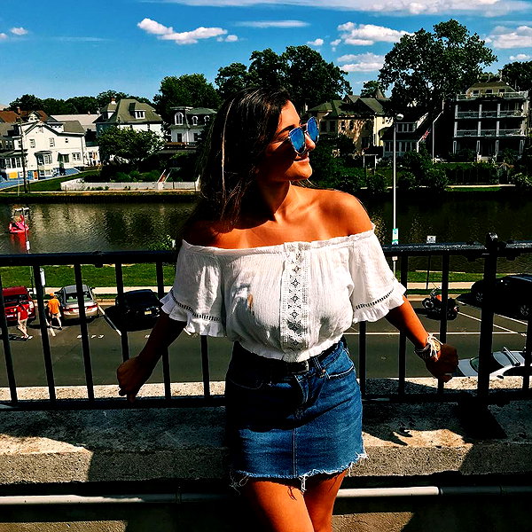 nicolevitalee instagram image archive image