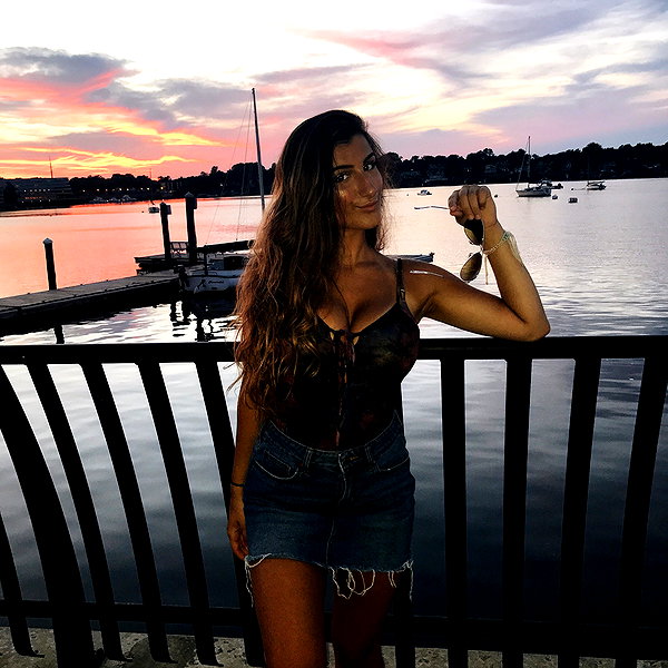 nicolevitalee instagram image archive image
