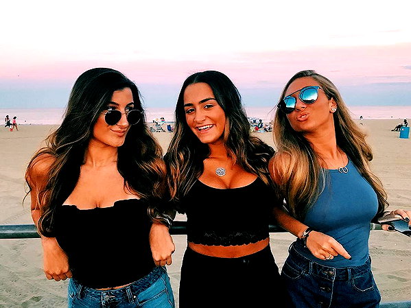 nicolevitalee instagram image archive image