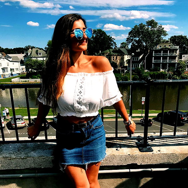 nicolevitalee instagram image archive image