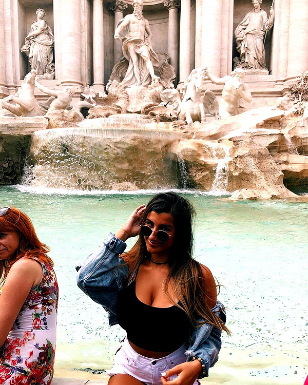 nicolevitalee instagram image archive image