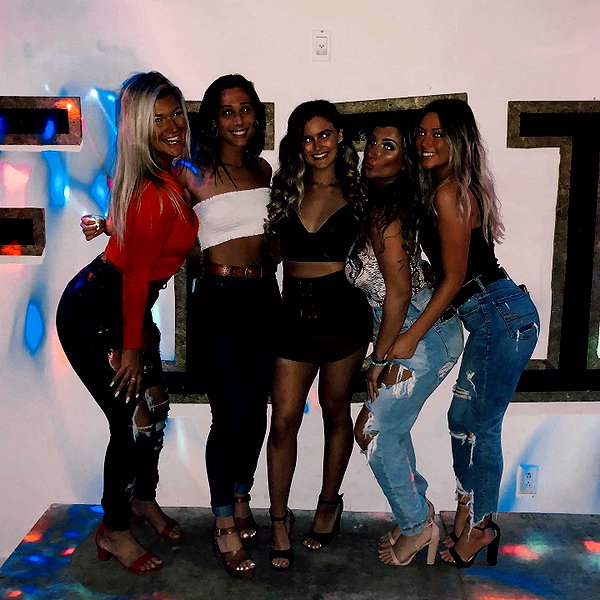 nicolevitalee instagram image archive image