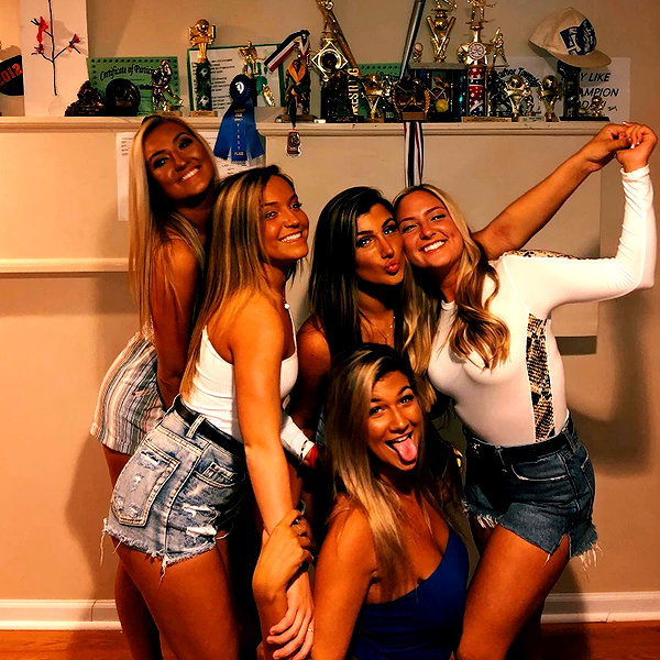 nicolevitalee instagram image archive image