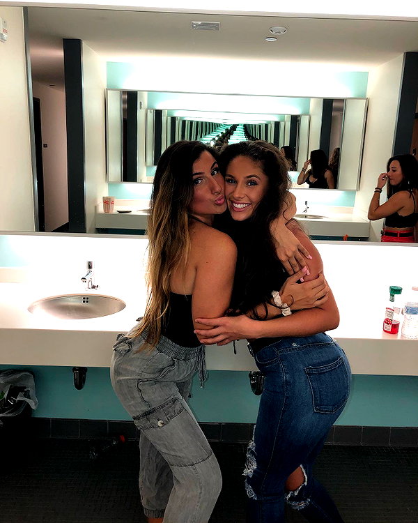 nicolevitalee instagram image archive image