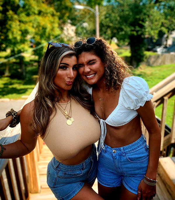 nicolevitalee instagram image archive image