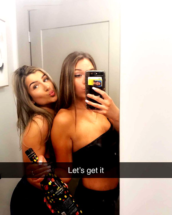 nicolevitalee instagram image archive image
