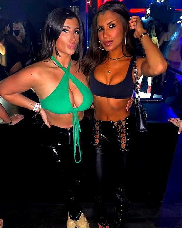 nicolevitalee instagram image archive image