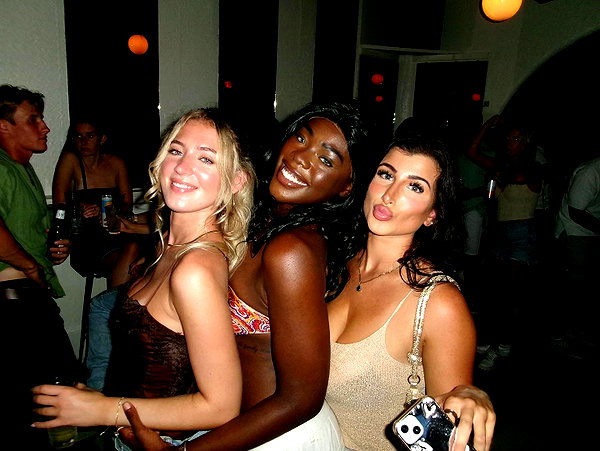 nicolevitalee instagram image archive image