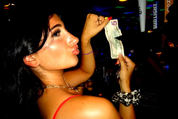 nicolevitalee instagram image archive image