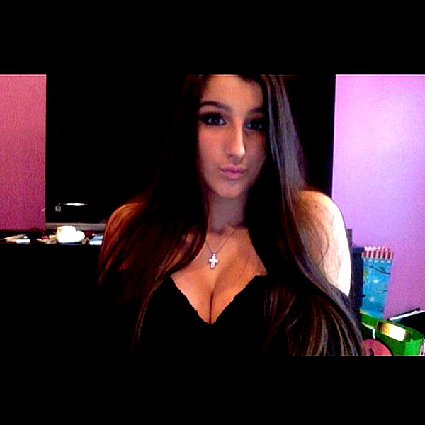 nicolevitalee instagram image archive image
