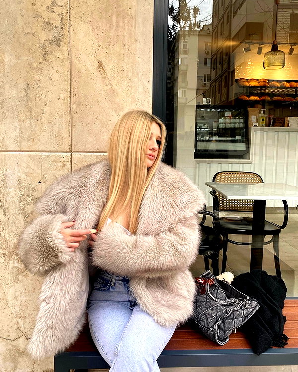 niisadurmaz instagram image archive image