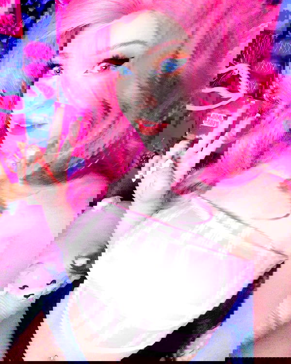 nixxi.cat nixxi.cat archive image