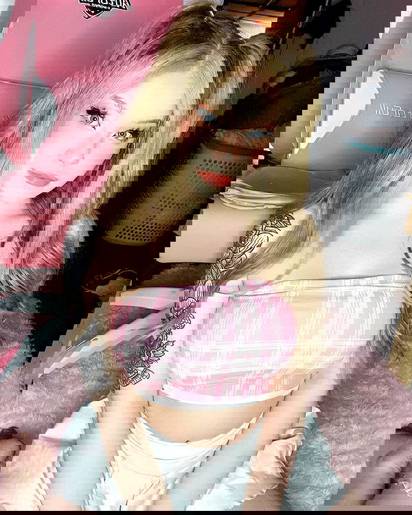 nixxi.cat nixxi.cat archive image