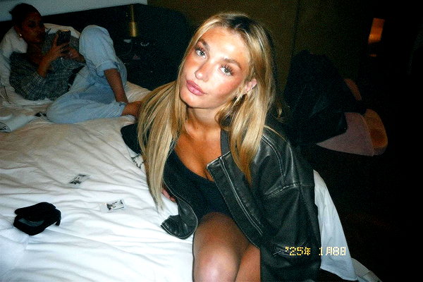 noa.c___ instagram image archive image
