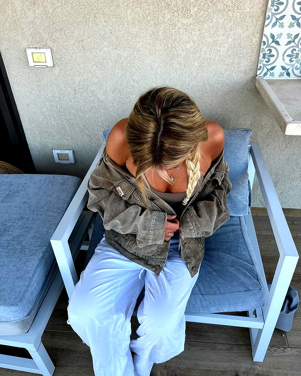 noa.c___ instagram image archive image