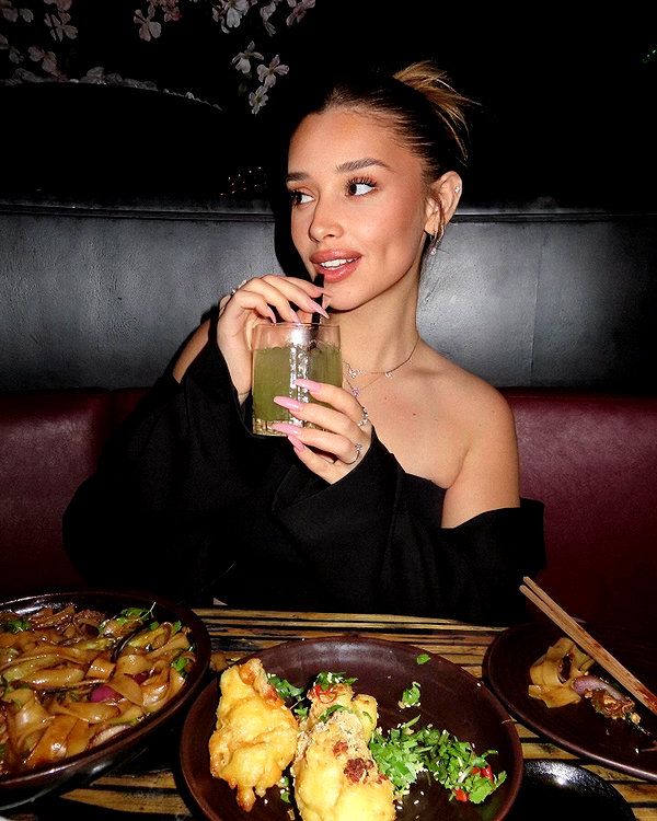 noa1432 instagram image archive image
