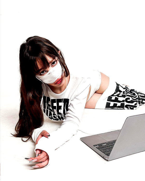 noa2000oooo instagram image archive image