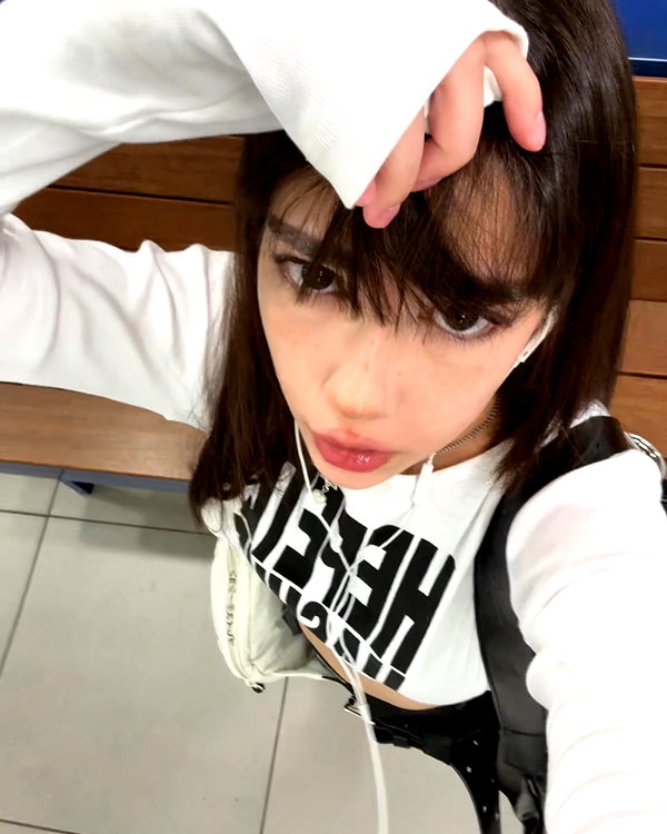 noa2000oooo instagram image archive image