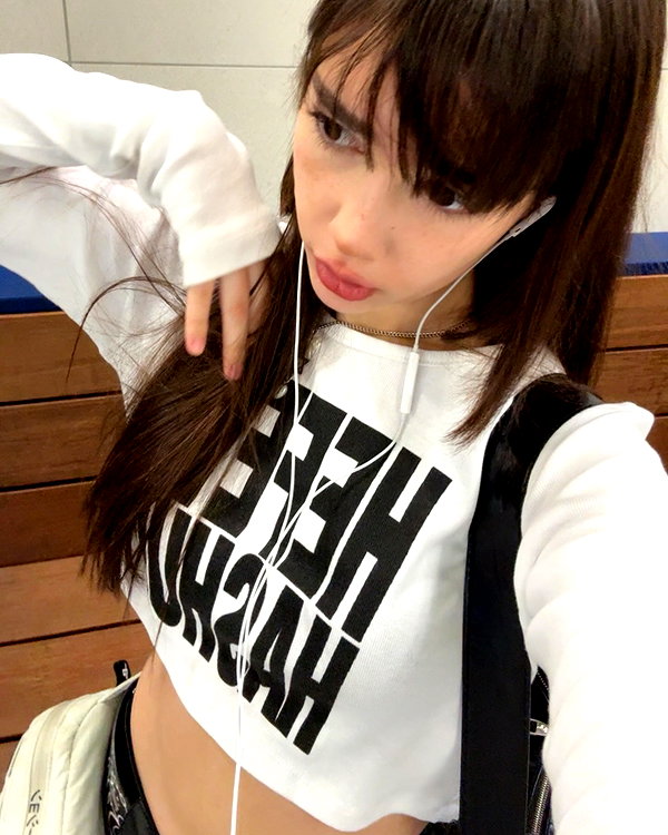 noa2000oooo instagram image archive image