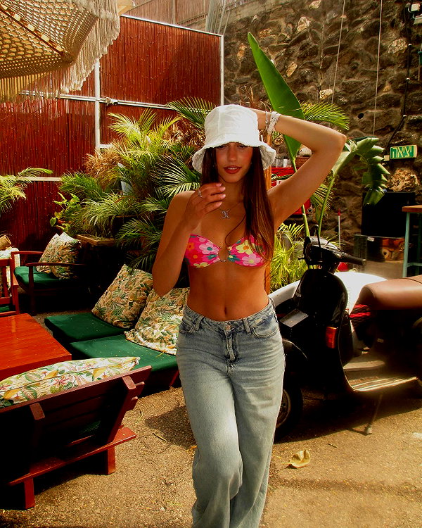 noa_bramii instagram image archive image