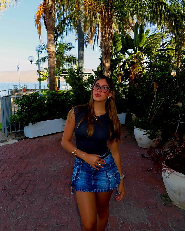 noa_bramii instagram image archive image