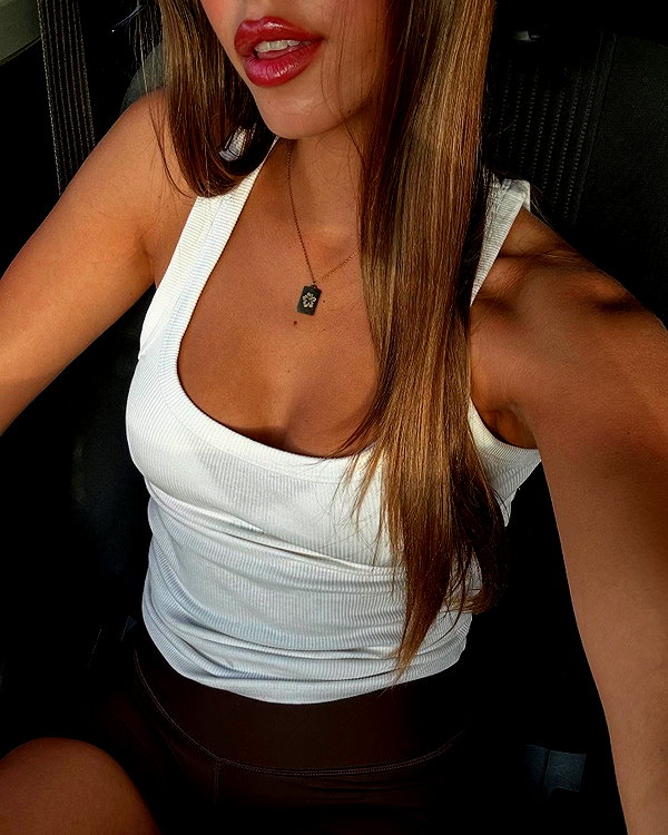 noa_bramii instagram image archive image