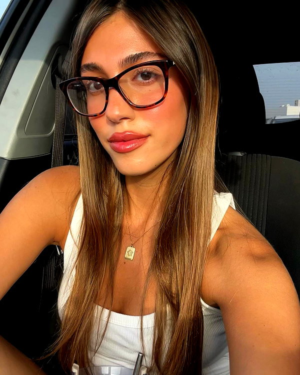 noa_bramii instagram image archive image
