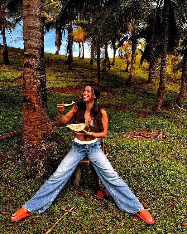 noa_mendel_ instagram image archive image