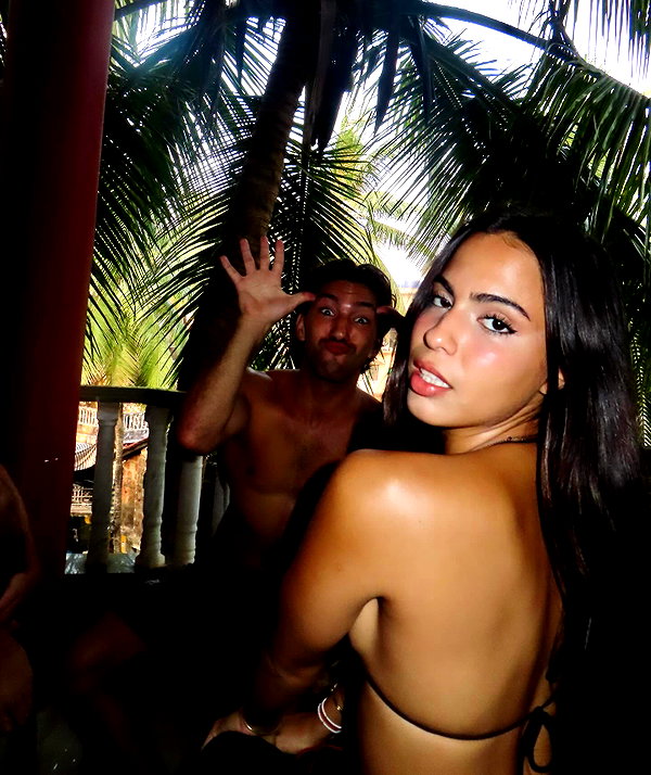noa_mendel_ instagram image archive image