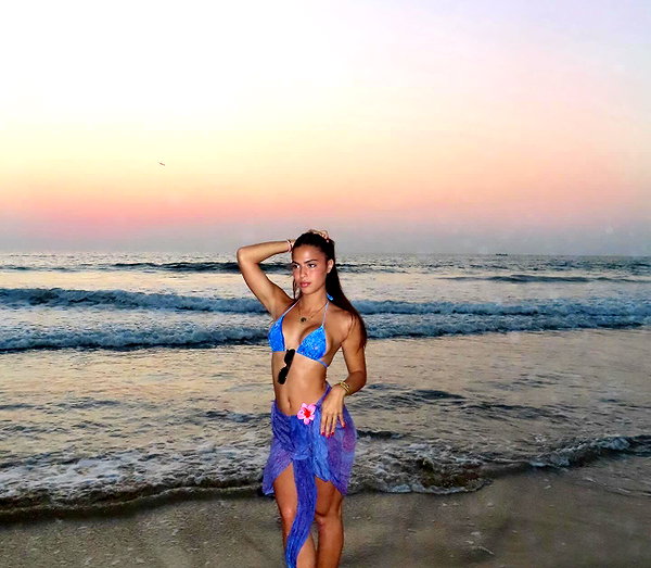 noa_mendel_ instagram image archive image