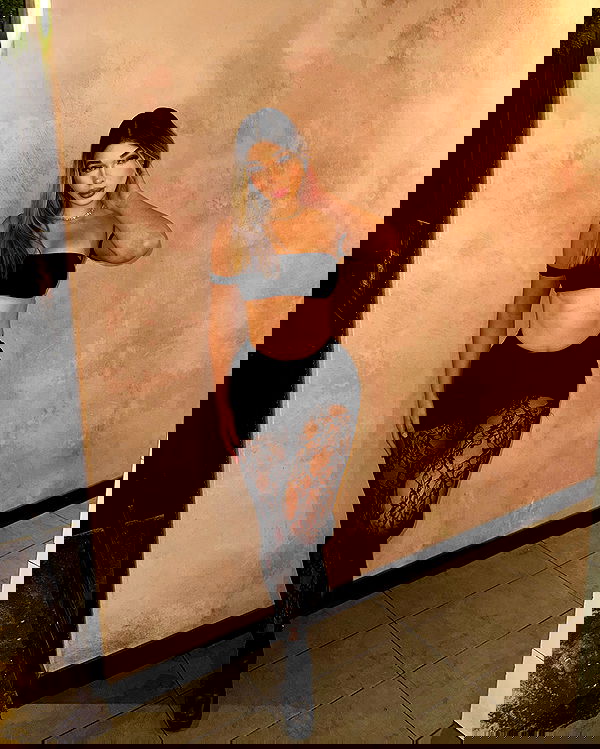 noeemiimii noeemiimii archive image