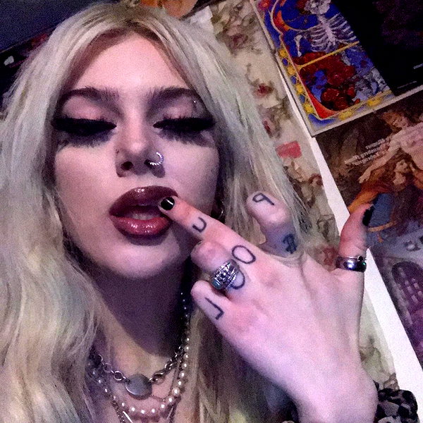 novahnovielli instagram image archive image