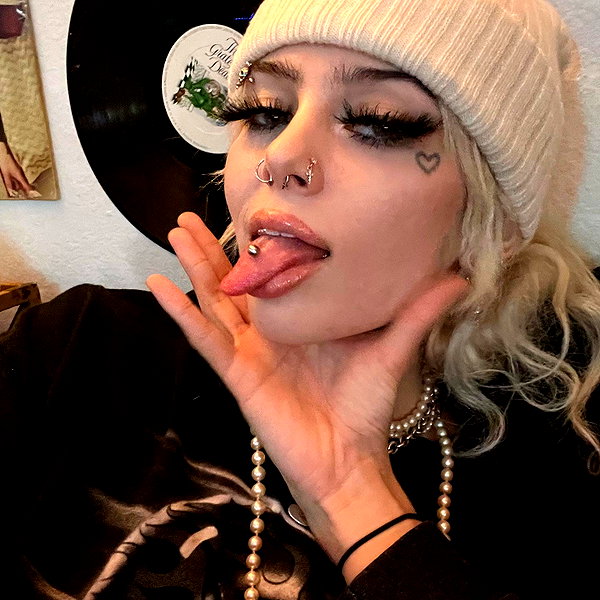 novahnovielli instagram image archive image