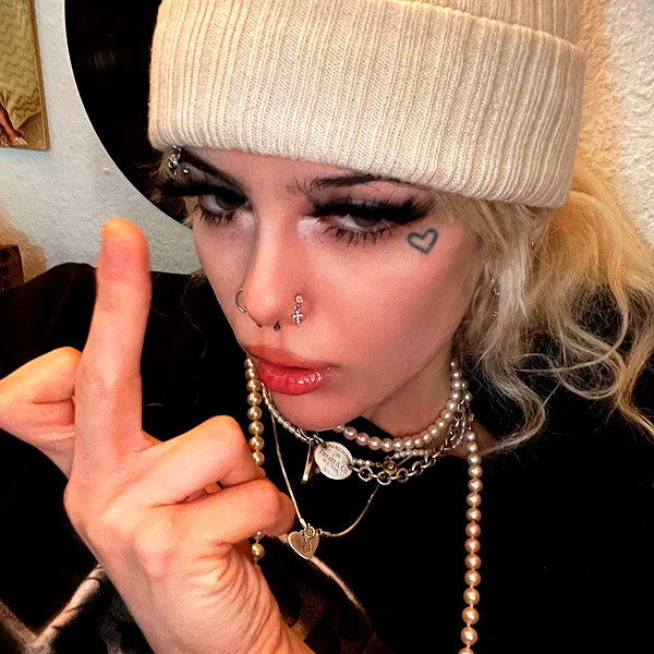 novahnovielli instagram image archive image
