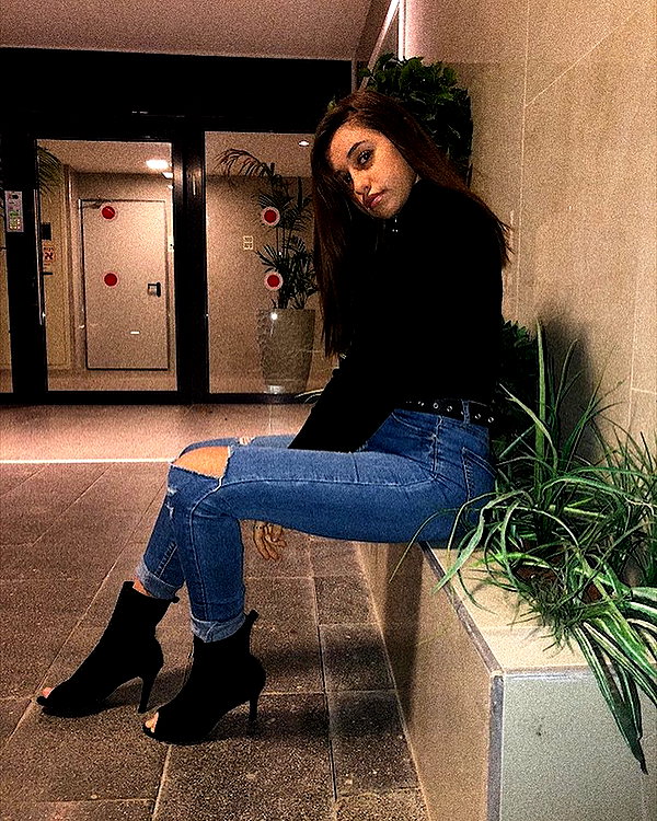 noy.cohen instagram image archive image