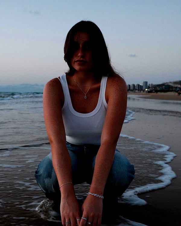noy.cohen instagram image archive image