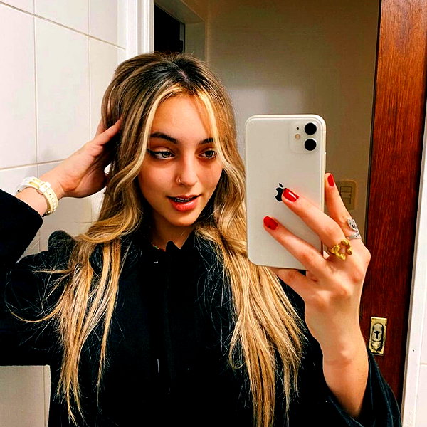noy_cohen02 instagram image archive image