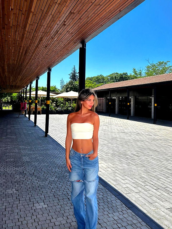 noya696 instagram image archive image