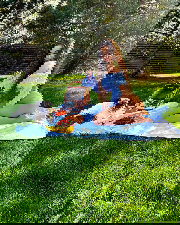 nyityam nyityam archive image