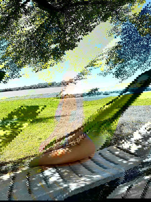 nyityam nyityam archive image