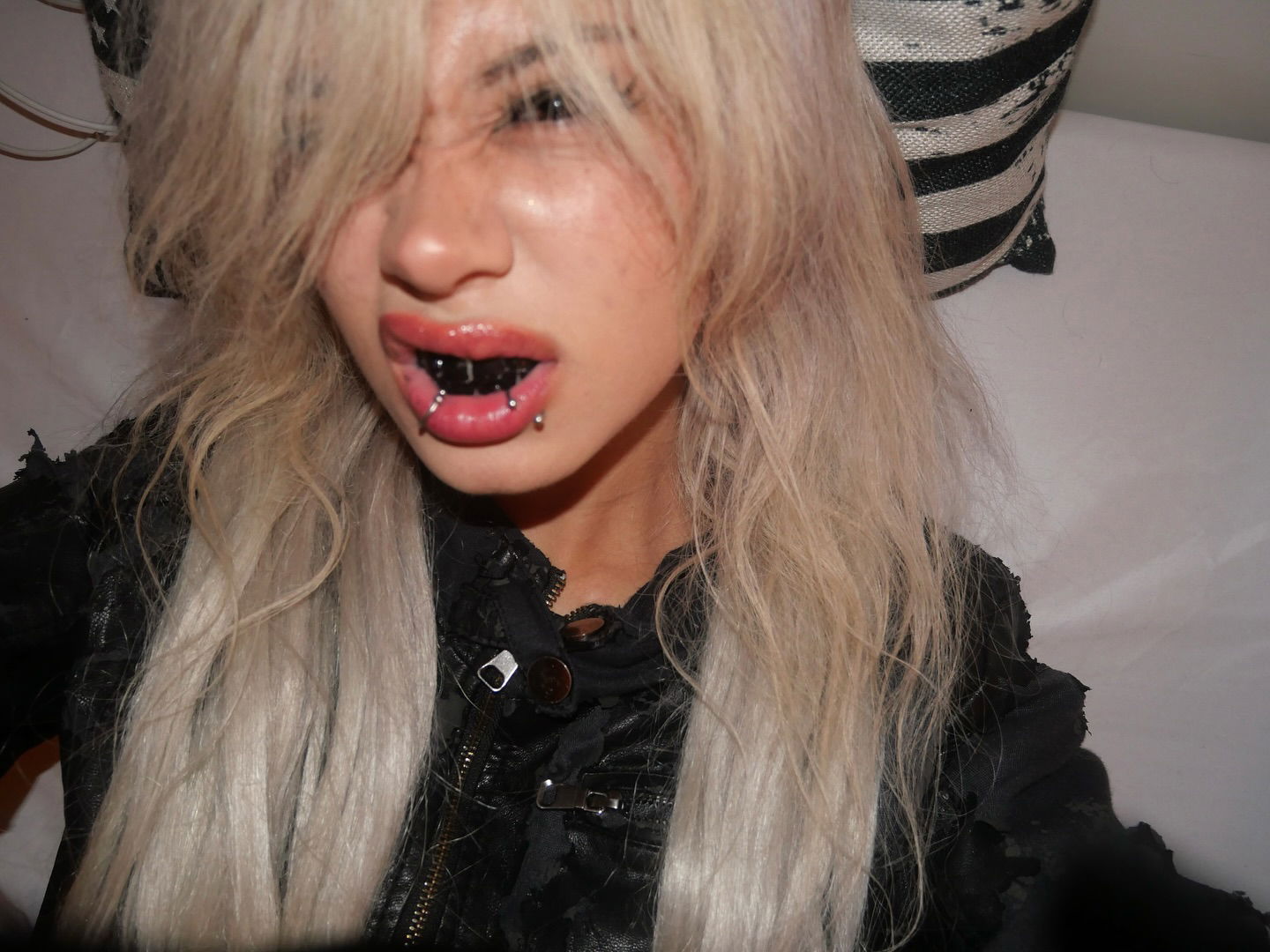 o.fukk instagram image archive image