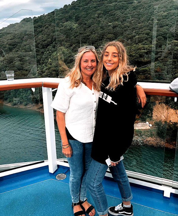 oliviaspasojevic instagram image archive image