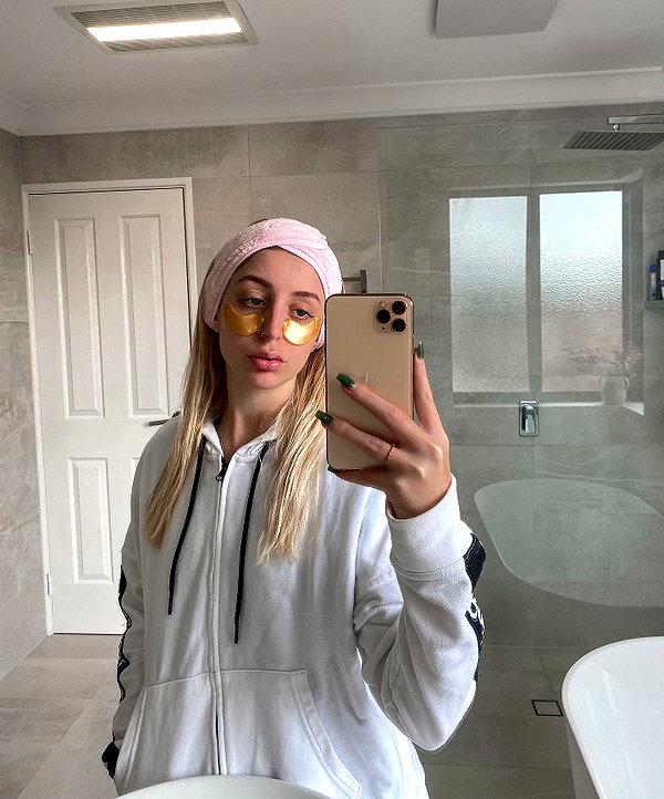 oliviaspasojevic instagram image archive image