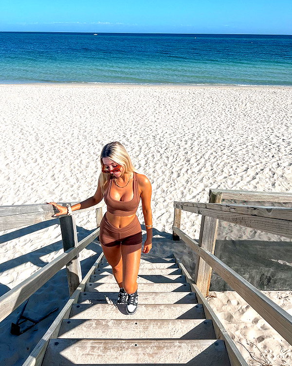 oliviaspasojevic instagram image archive image