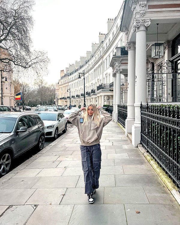 oliviaspasojevic instagram image archive image