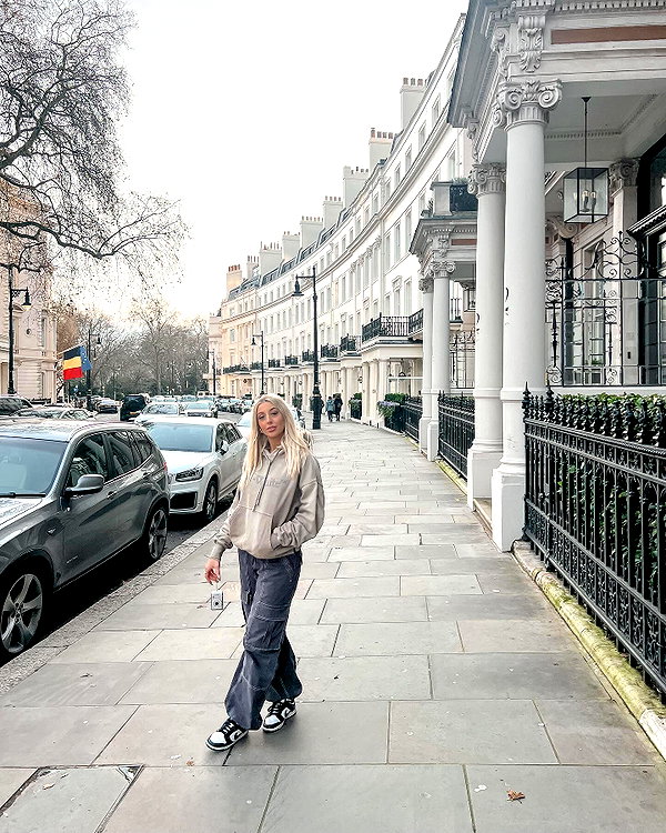 oliviaspasojevic instagram image archive image