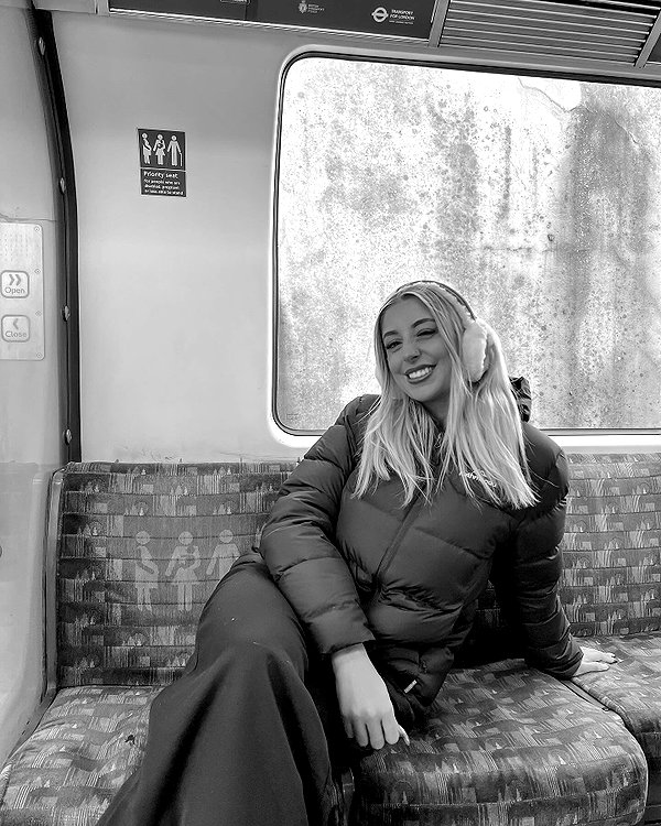 oliviaspasojevic instagram image archive image