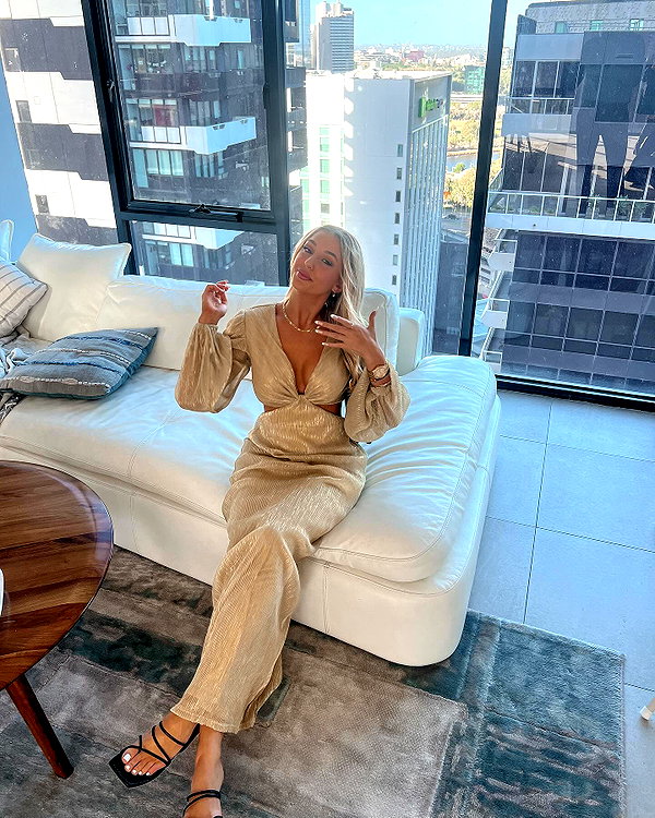 oliviaspasojevic instagram image archive image