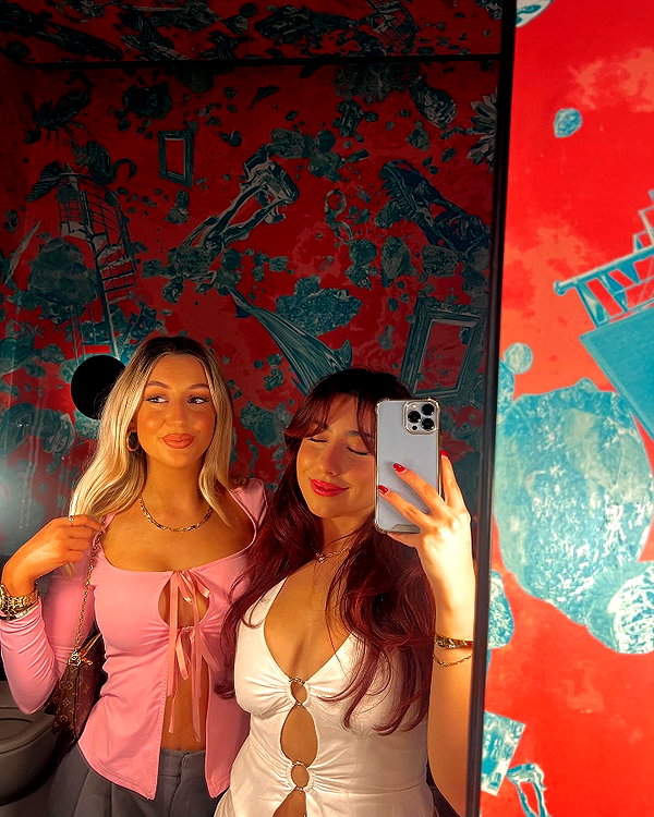 oliviaspasojevic instagram image archive image